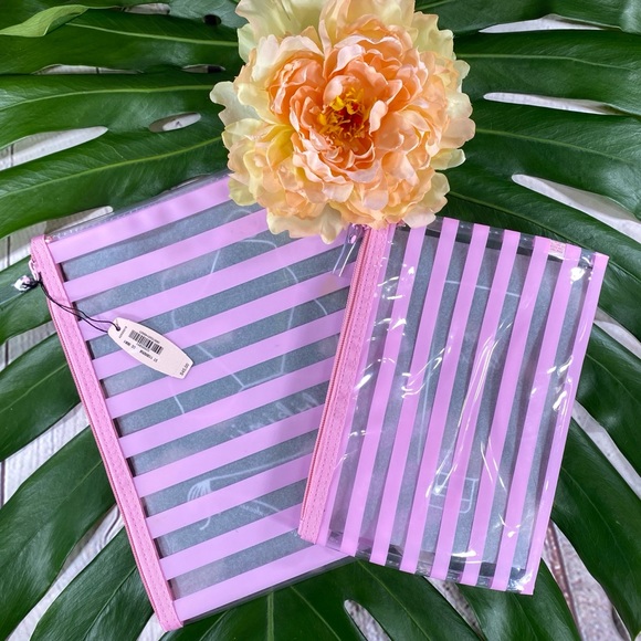 NWT! Victoria’s Secret Travel Bags - Picture 2 of 2